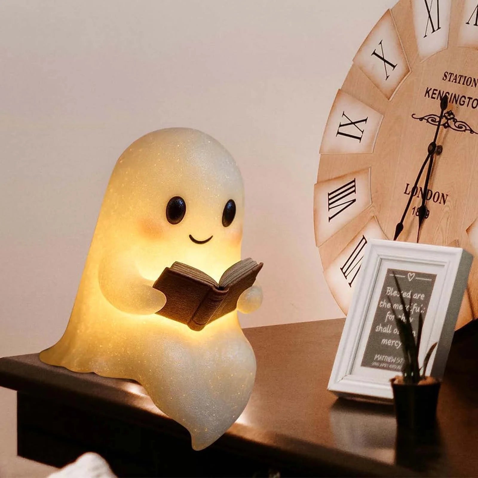 Ghost Table Lamp, Halloween Light up Ghost Statue Night Light Home Decor Ghost Lighted Figurine Lamps for Party Bedroom Shelf Table Centerpiece (8.6 Inch)
